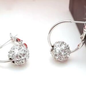 ❗️5/$25❗️ Beautiful rhinestone hoops